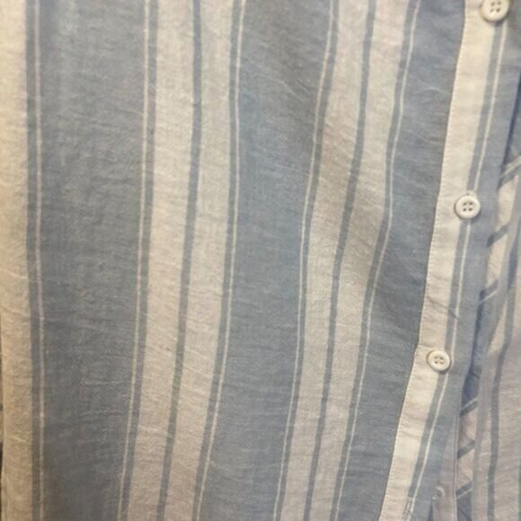 Fate by LFD Women's Cold Shoulder Button Down 3/4 Sleeves Top - Picture 5 of 6